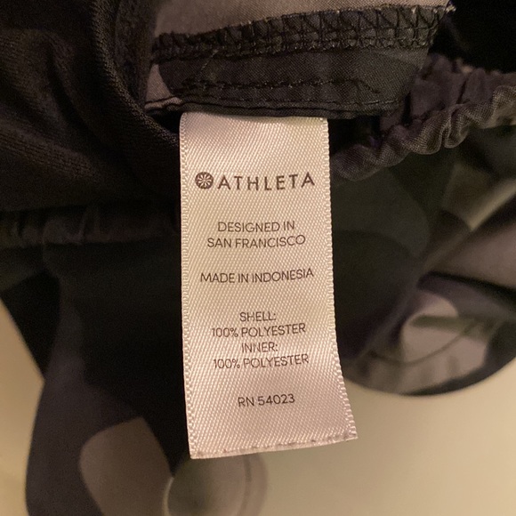 Athleta Camo Racer Run Shorts 4.5” Inseam - Picture 4 of 10